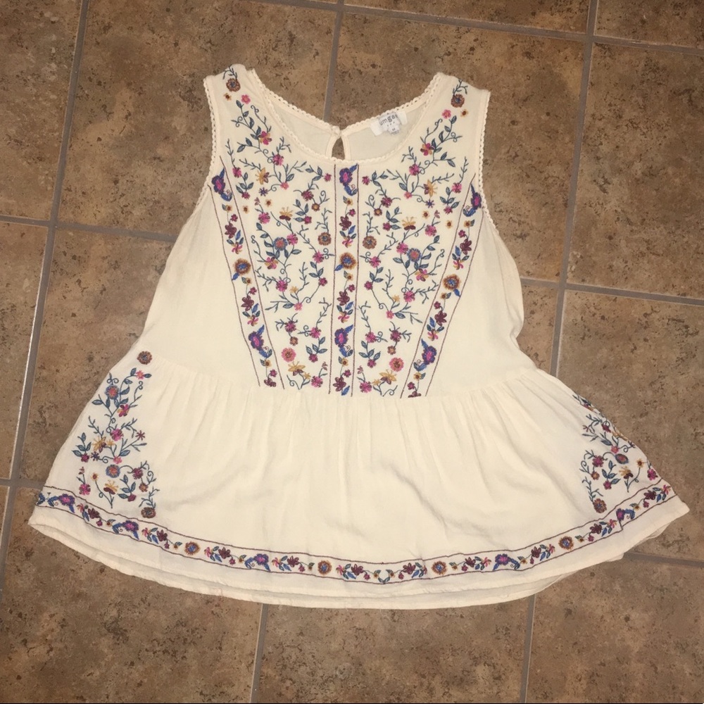 SALE ❤️ Umgee 🌼 Floral Embroidered Cream Top M